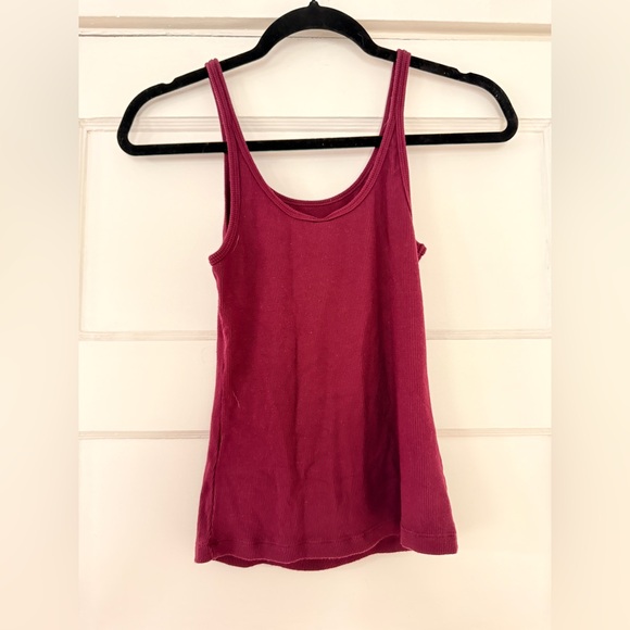 Alo Yoga Ribbed Tank Top – Women’s Size S, Burgundy Scoop Neck Yoga & Lounge - Picture 2 of 3